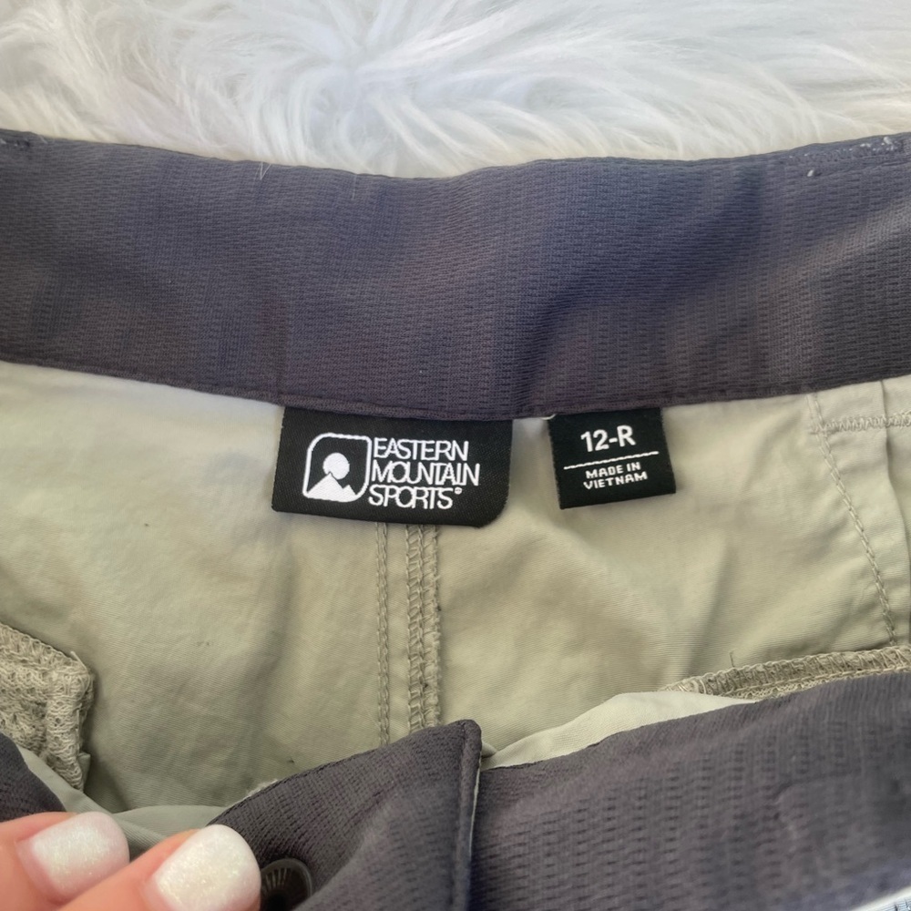 EMS Eastern Mountain Sports Nylon Hiking Travel Shorts (Women's 12) - Picture 3 of 14